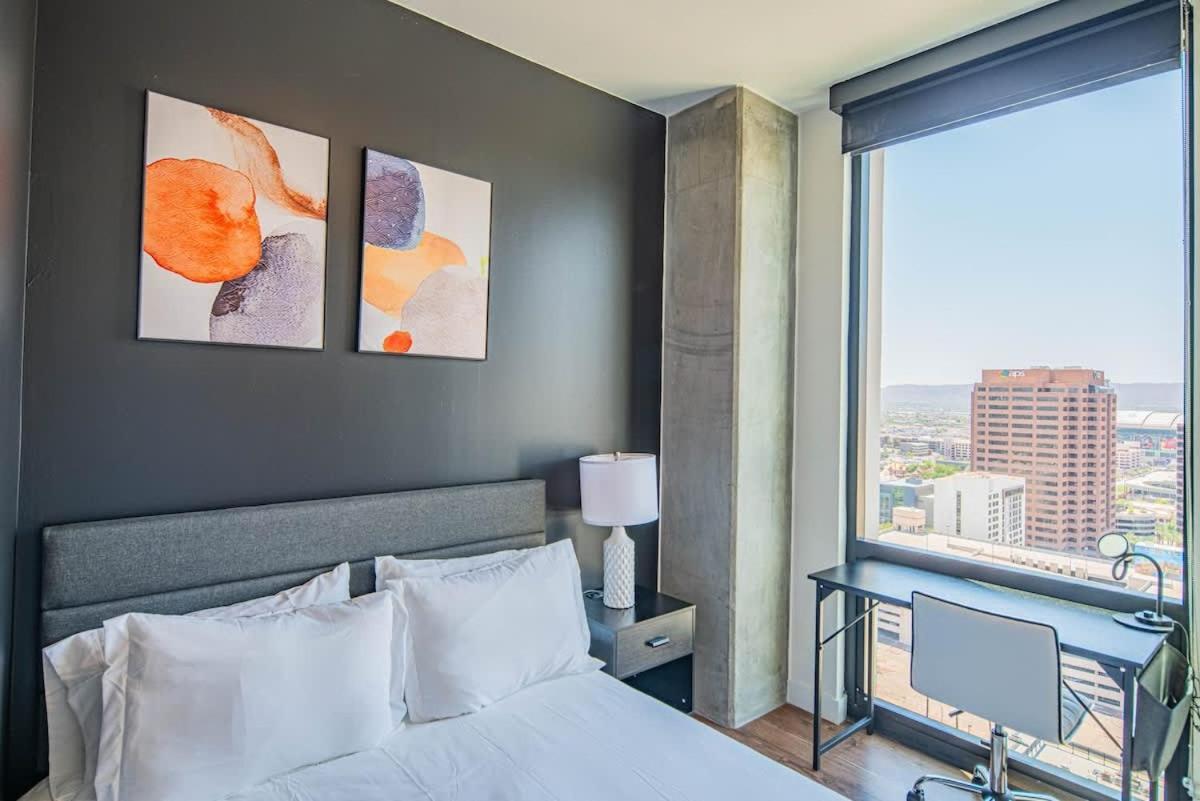 Detailed 2Bd, Highrise Dt, Pool, Gym, Parking, Sleeps 8 Apartamento Phoenix Exterior foto