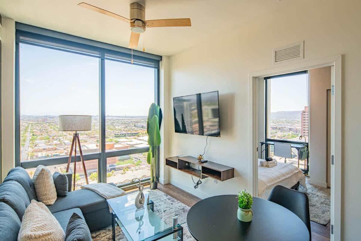 Detailed 2Bd, Highrise Dt, Pool, Gym, Parking, Sleeps 8 Apartamento Phoenix Exterior foto